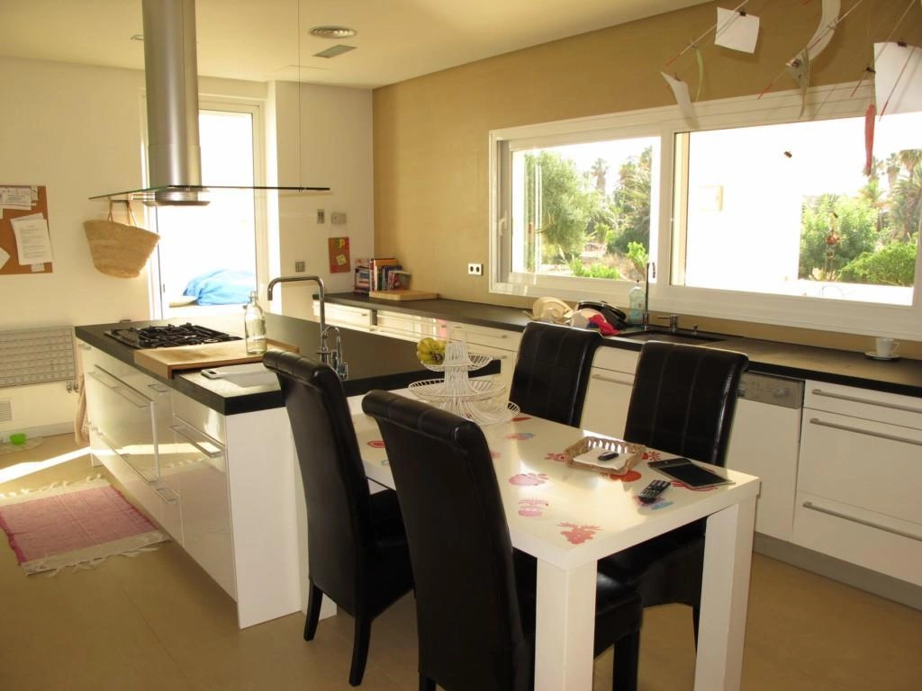 CRAL192183 - Villa minimalista en venta en Denia