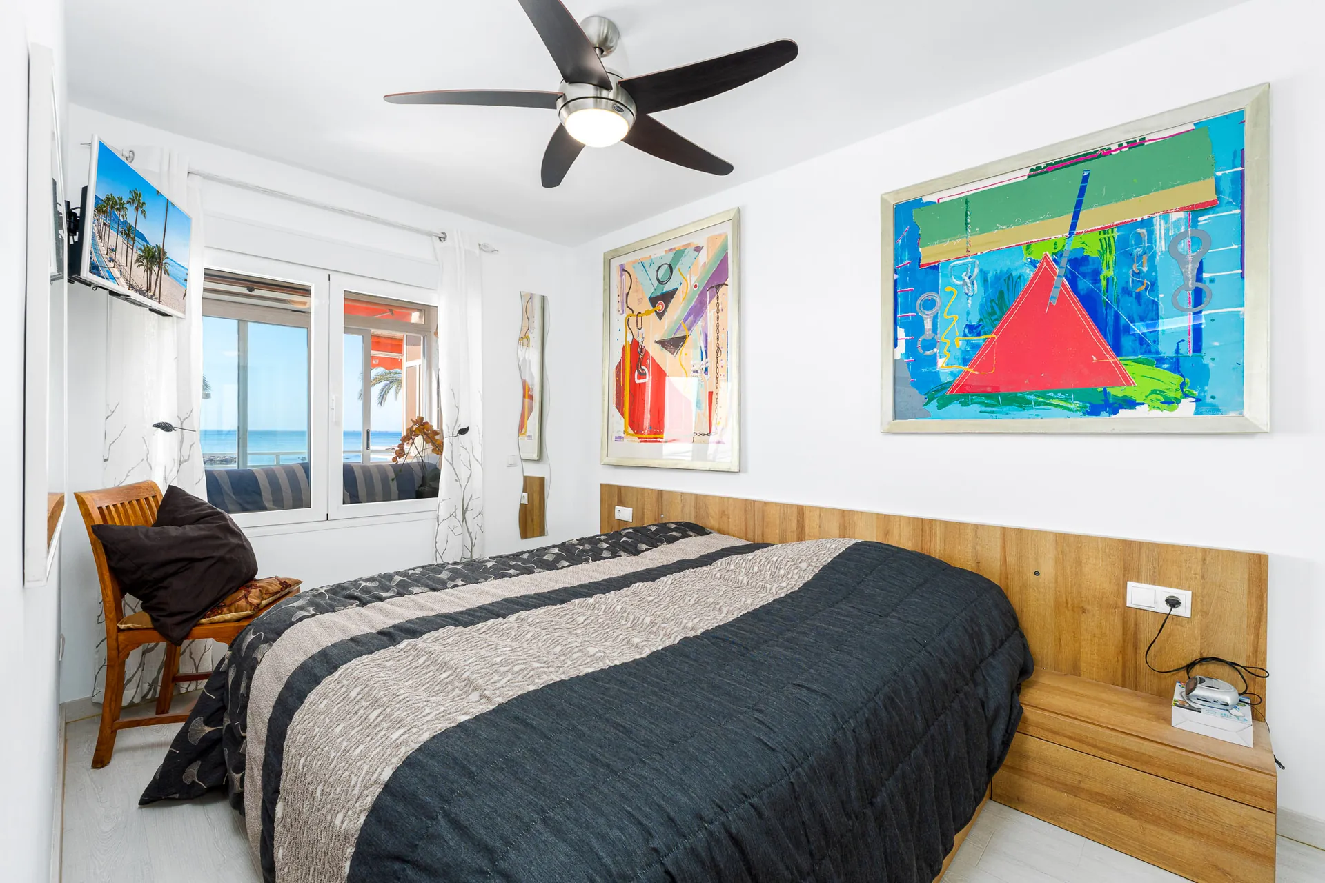 CRCB46944 - Vida Frente al Mar: Apartamento Renovado de 2 Dormitorios en Venta en Altea a Solo Pasos del Mediterráneo