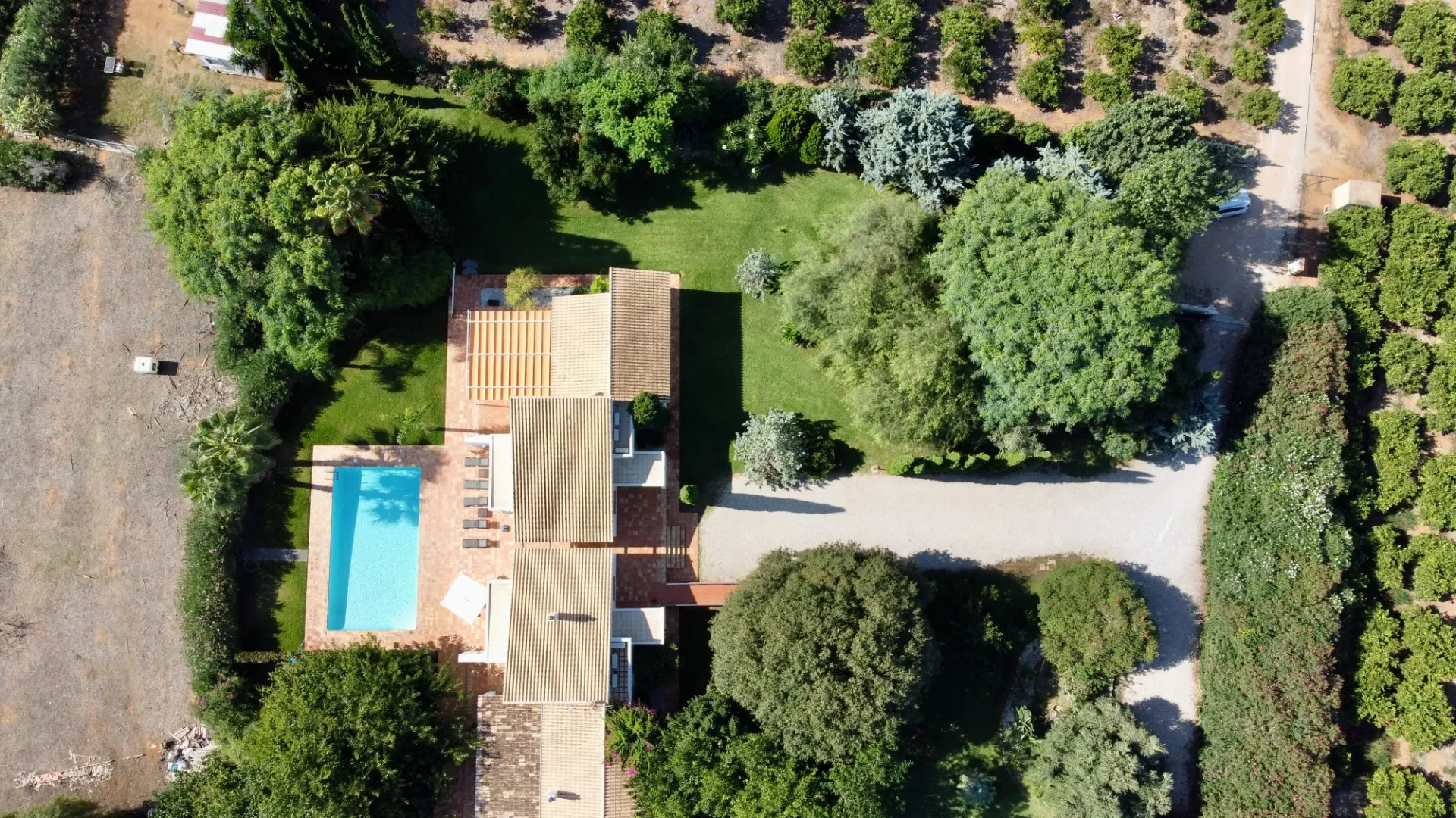 CR379002 - Chalet/Villa en venta en Denia