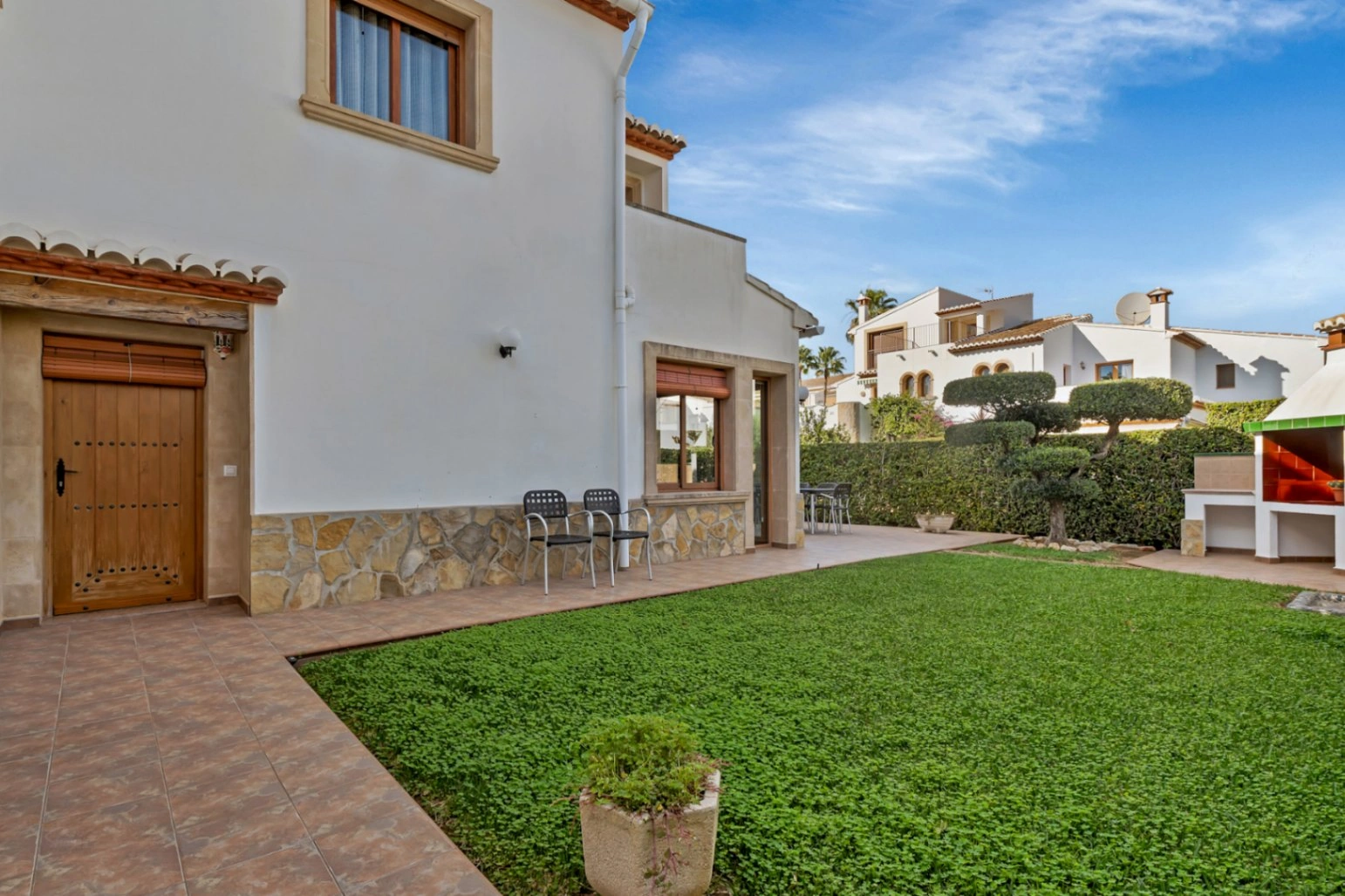 4798A - Exclusivo Adosado en Jávea, a 500m. del mar, con 4 dormitorios y piscina comunitaria