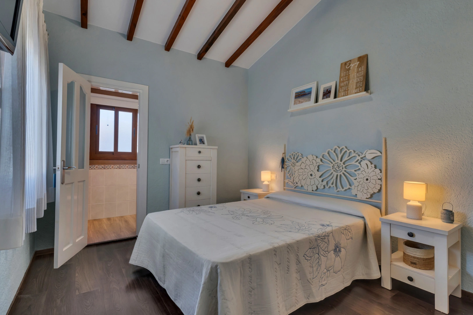 4798A - Exclusivo Adosado en Jávea, a 500m. del mar, con 4 dormitorios y piscina comunitaria