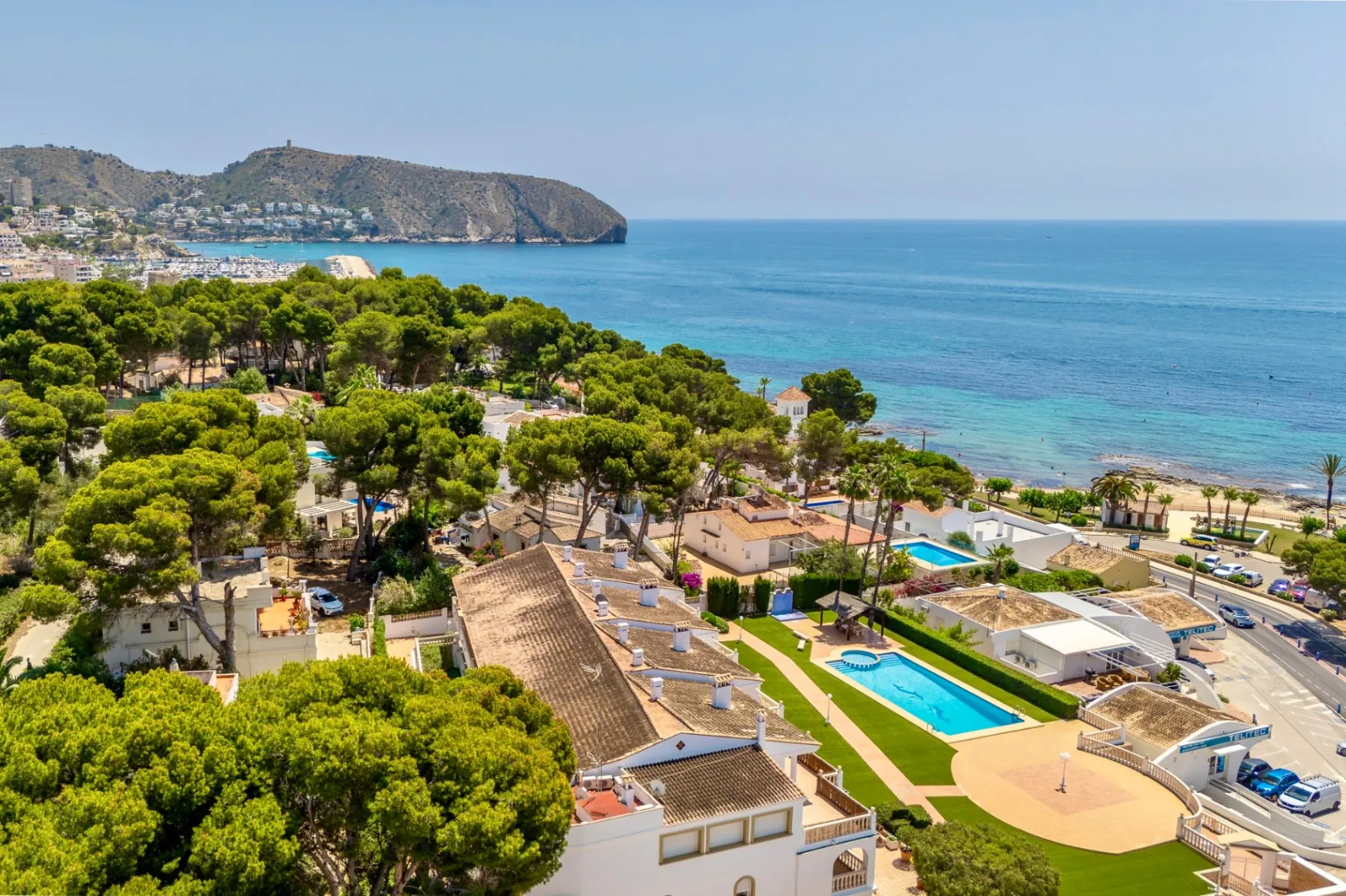CRCB74550 - Amplio dúplex sureste con vistas al mar en venta en Moraira