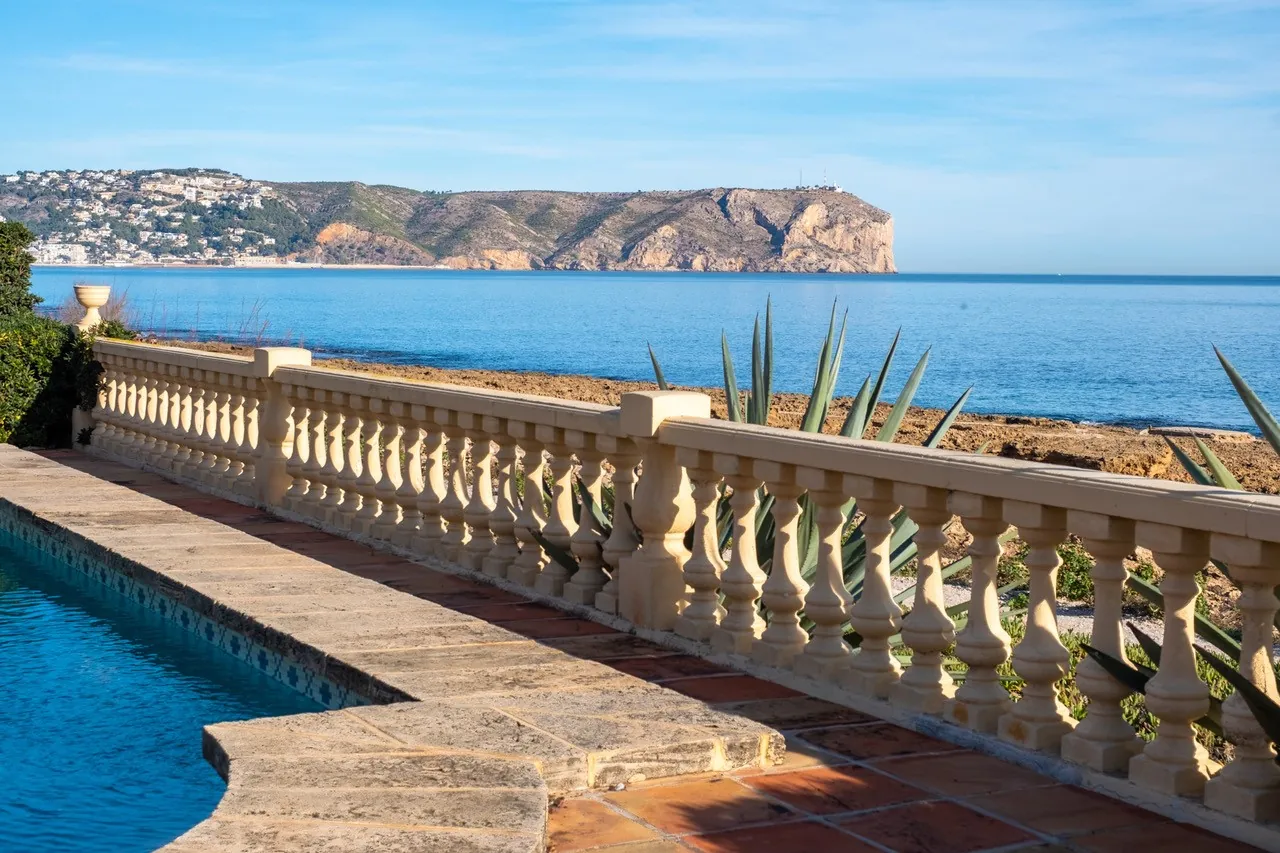 Mediterranean villa on the seafront