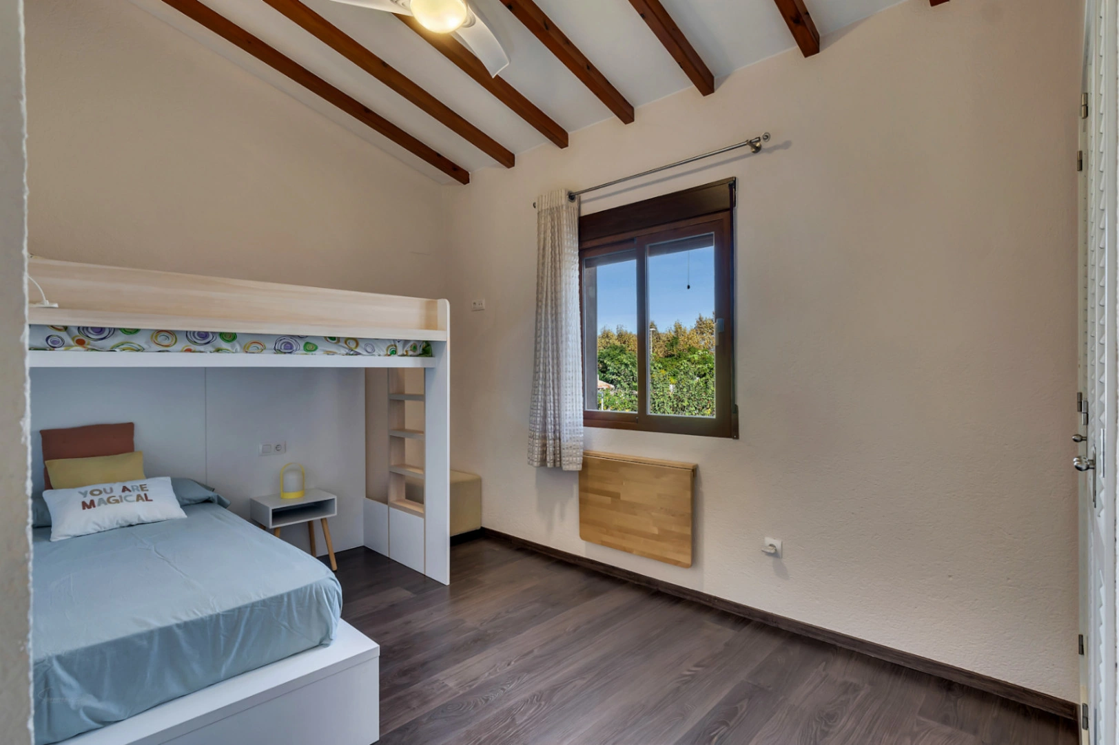 4798A - Exclusivo Adosado en Jávea, a 500m. del mar, con 4 dormitorios y piscina comunitaria
