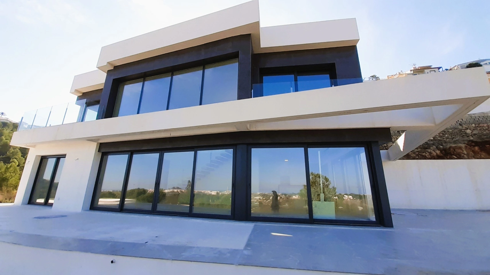 4507 - Villa de nueva construcción con vistas al mar a la Venta en Denia
