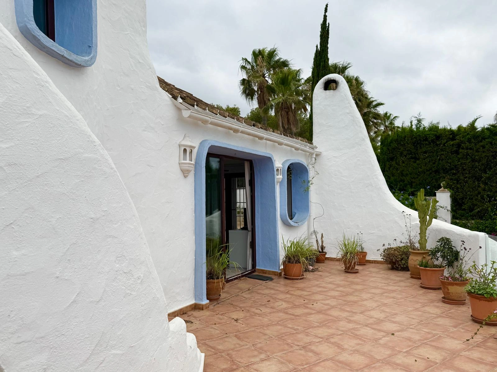 CRJC210527 - Charmante villa de style ibicenco avec vue panoramique sur la mer à Jávea.