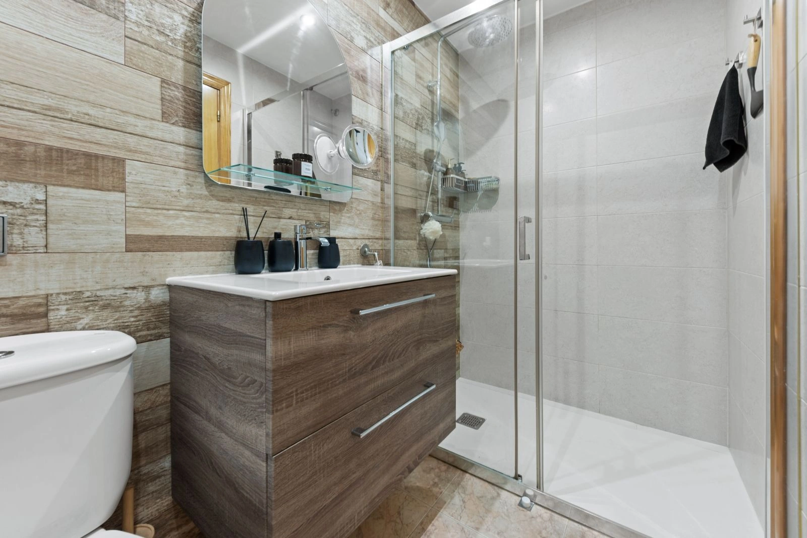 CR711932 - Amplio apartamento de 3 dormitorios junto al casco antiguo