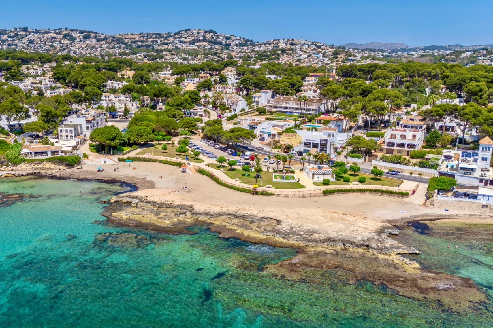 CRCB74550 - Amplio dúplex sureste con vistas al mar en venta en Moraira