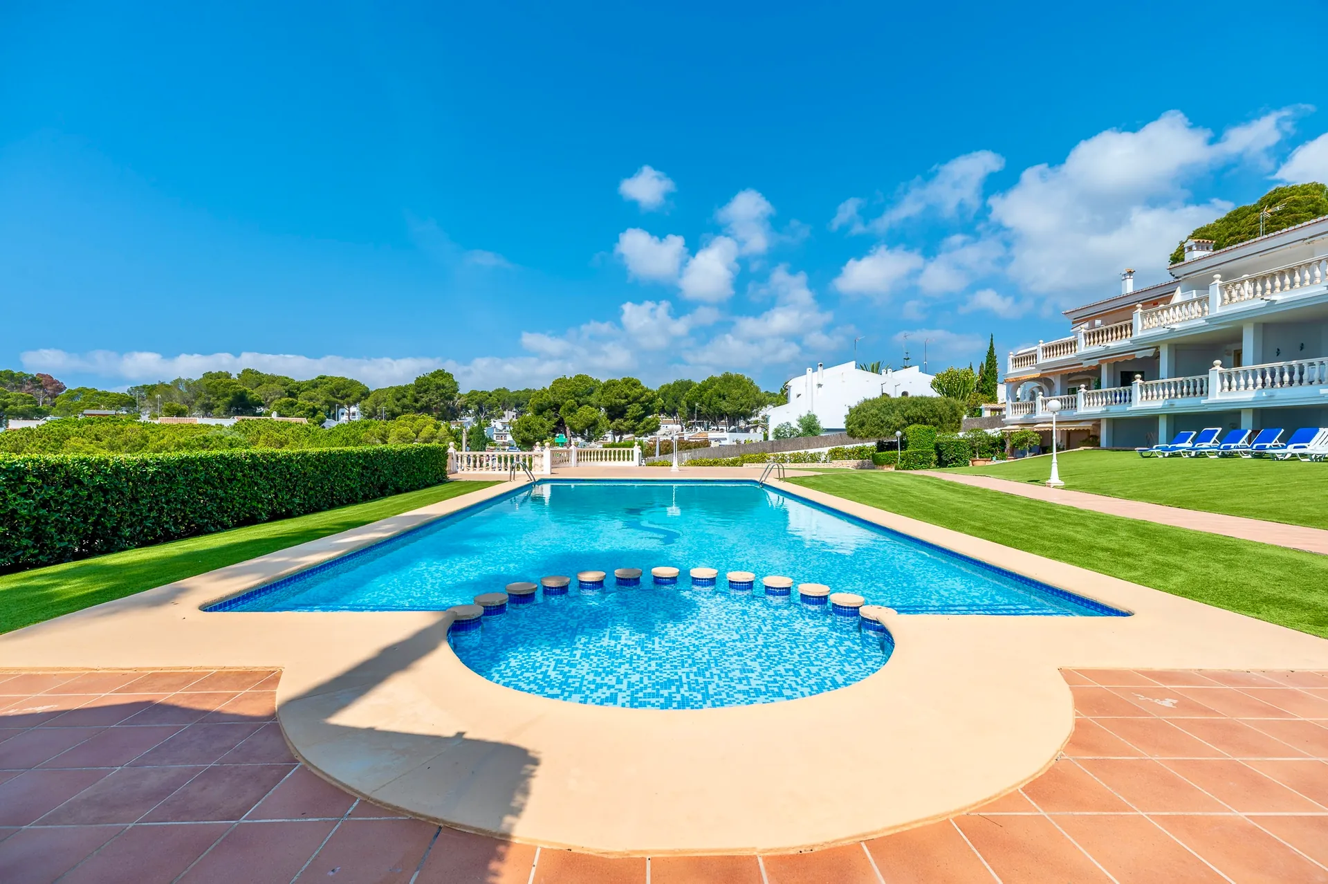 CRCB74550 - Amplio dúplex sureste con vistas al mar en venta en Moraira