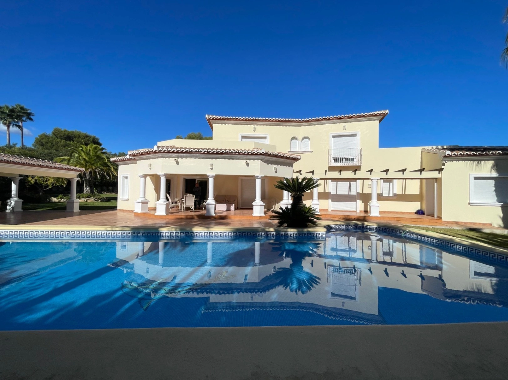 Preciosa Villa en Jávea, en Las Laderas, a 10 minutos de la playa del Arenal...