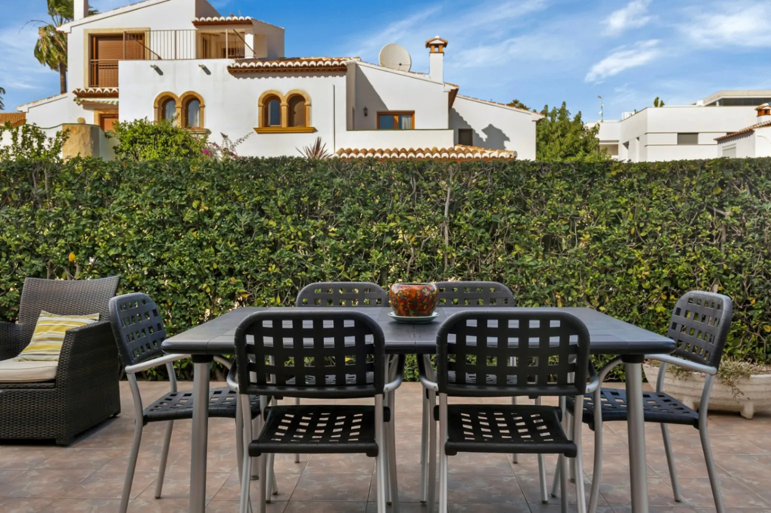 4798 - Exclusif Maison de ville à Jávea, à 500m de la mer, avec 4 chambres et piscine commune.