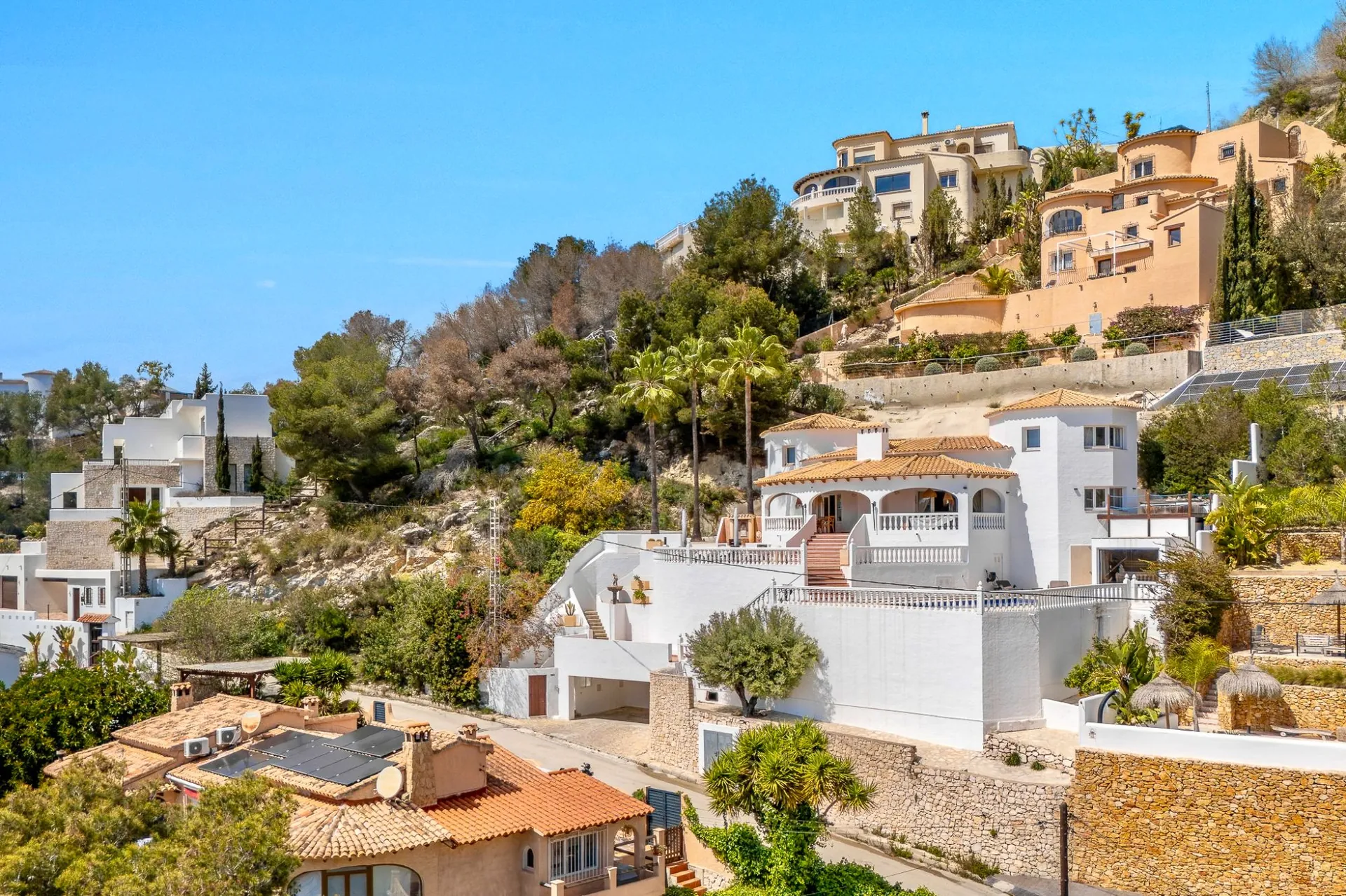 Villa con vistas al mar Mediterráneo con jacuzzi y sauna en venta en Moraira