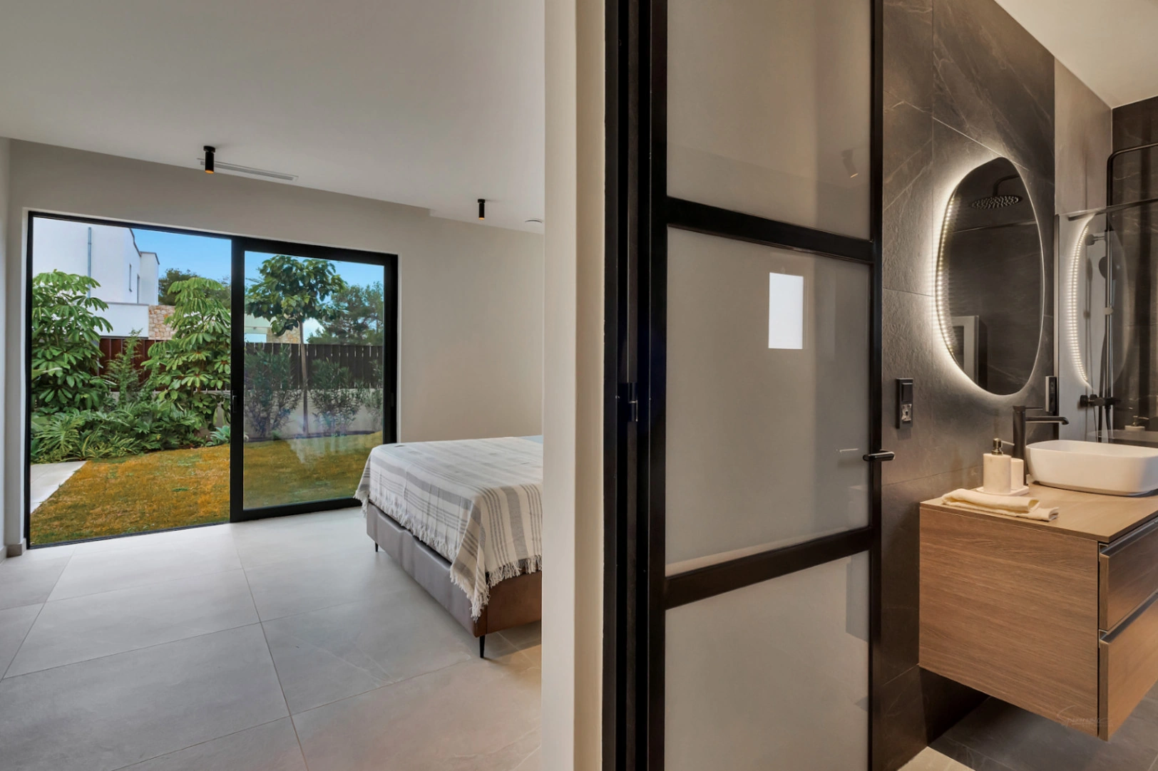 4810 - Villa de lujo de nueva construcción ubicada en una zona tranquila