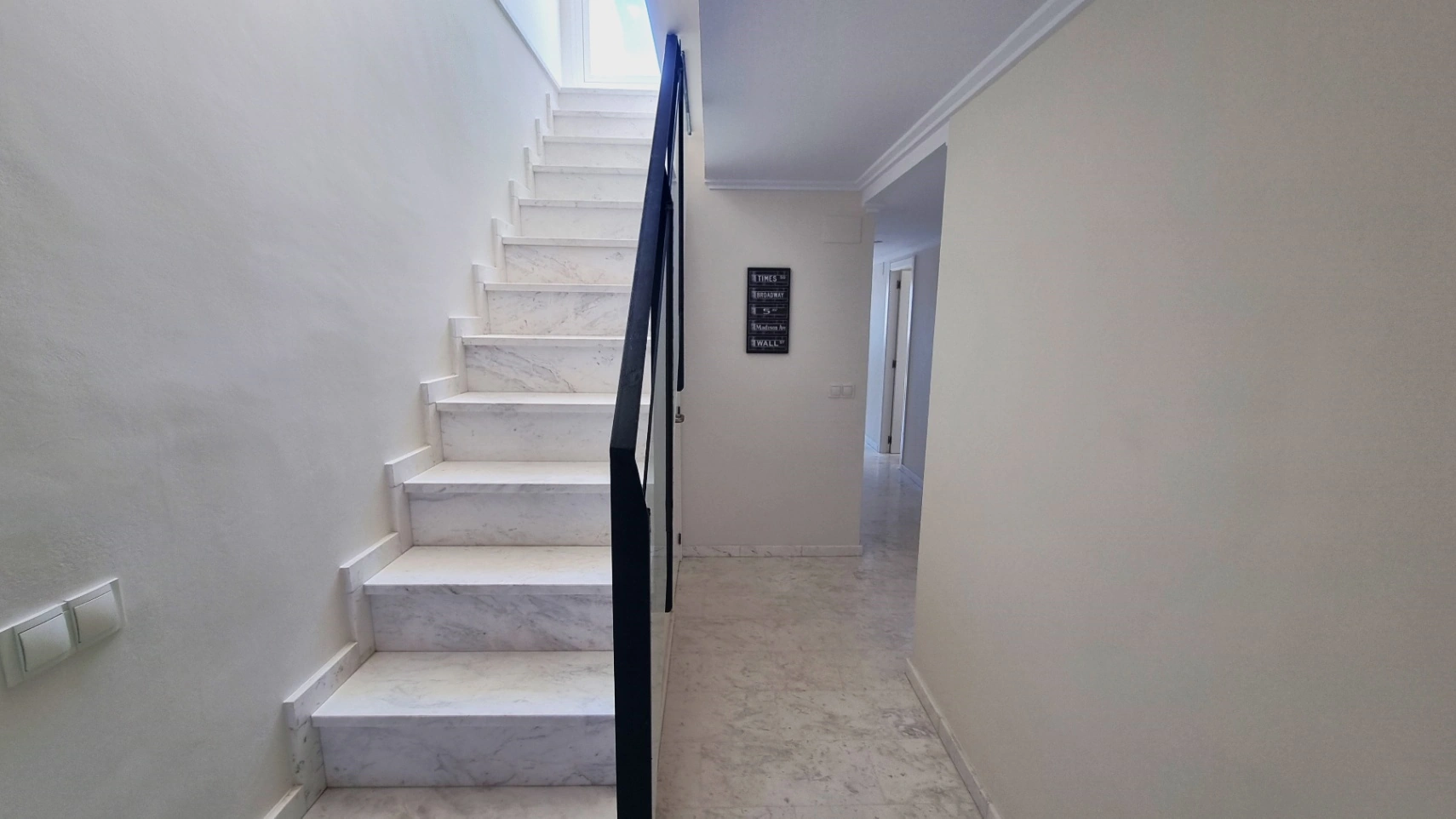CR1049 - Ático Dúplex con inmensa terraza de 103m2 en la zona del arenal de Jávea