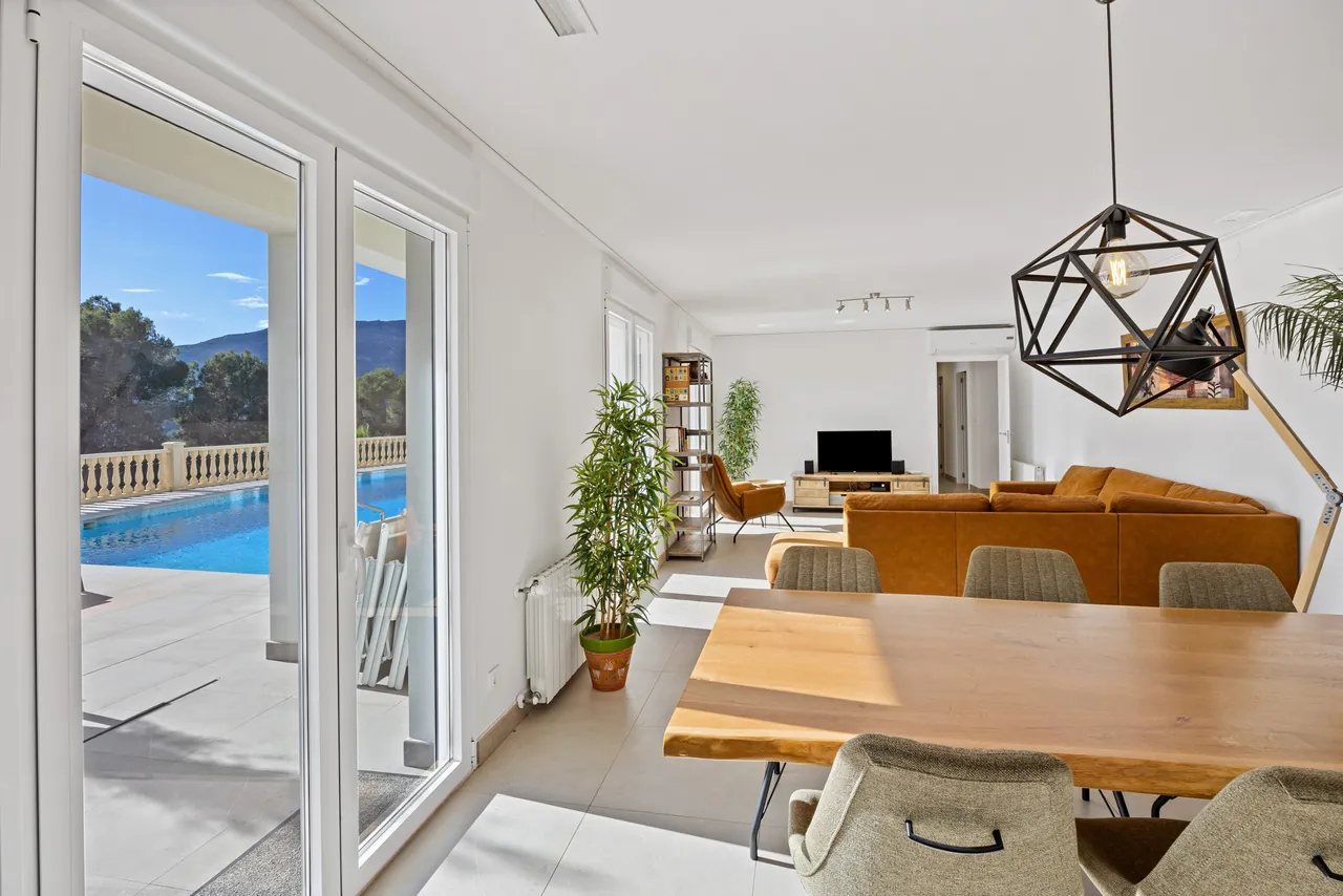 Chalet/Villa en venta en Alcalali