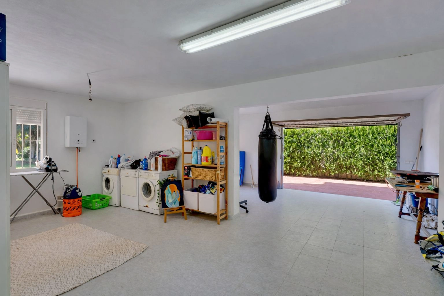 4337 - Villa dans un quartier exceptionnellement calme, avec une vue dégagée et un grand potentiel.