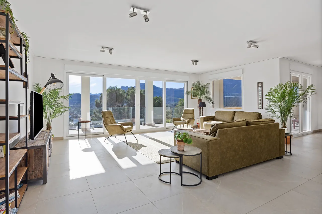 Chalet/Villa en venta en Alcalali