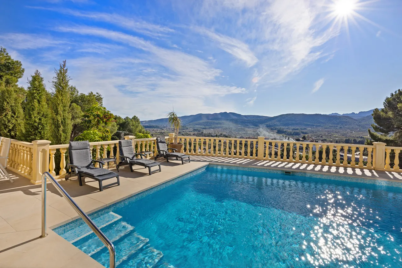 Chalet/Villa en venta en Alcalali