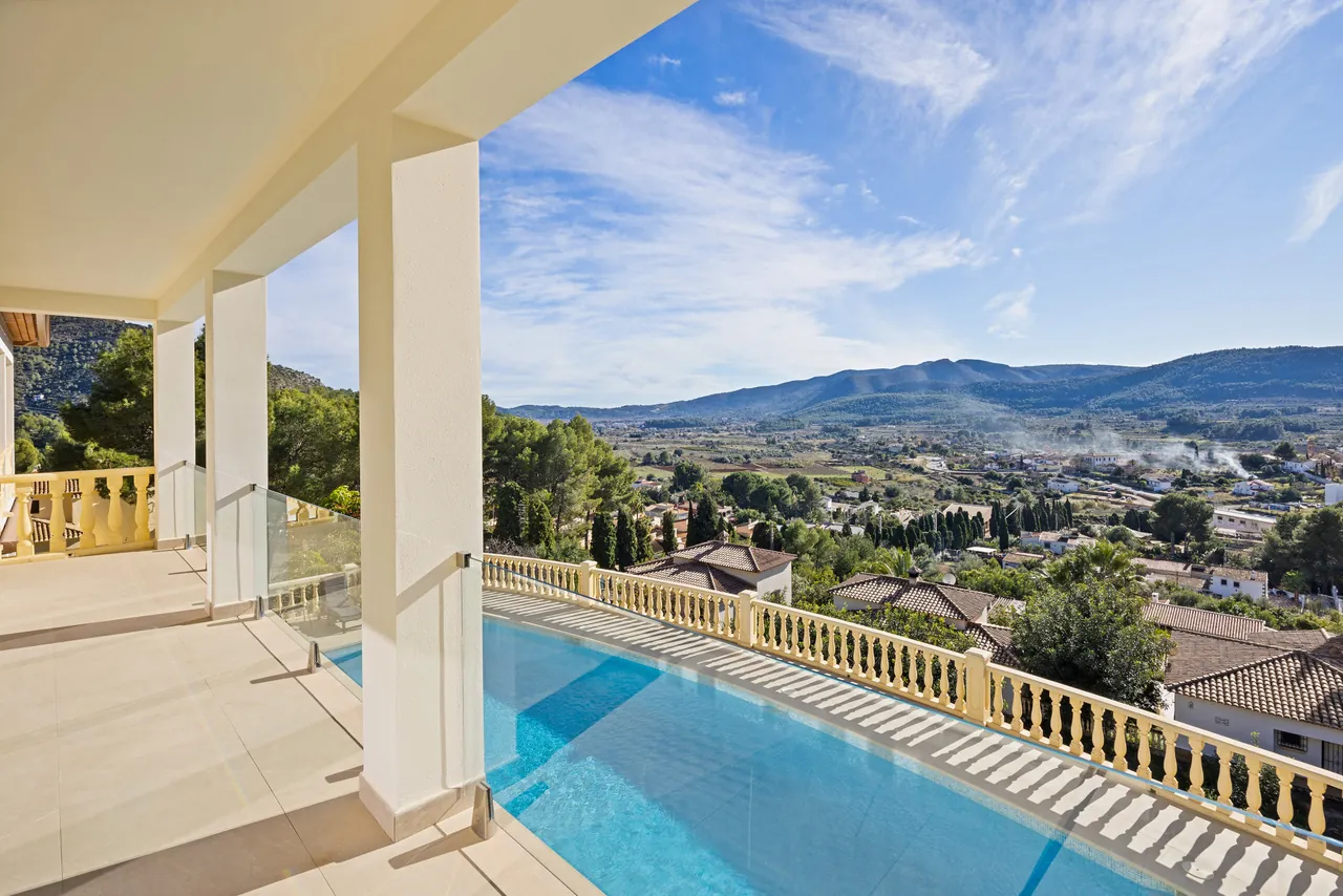 Chalet/Villa en venta en Alcalali