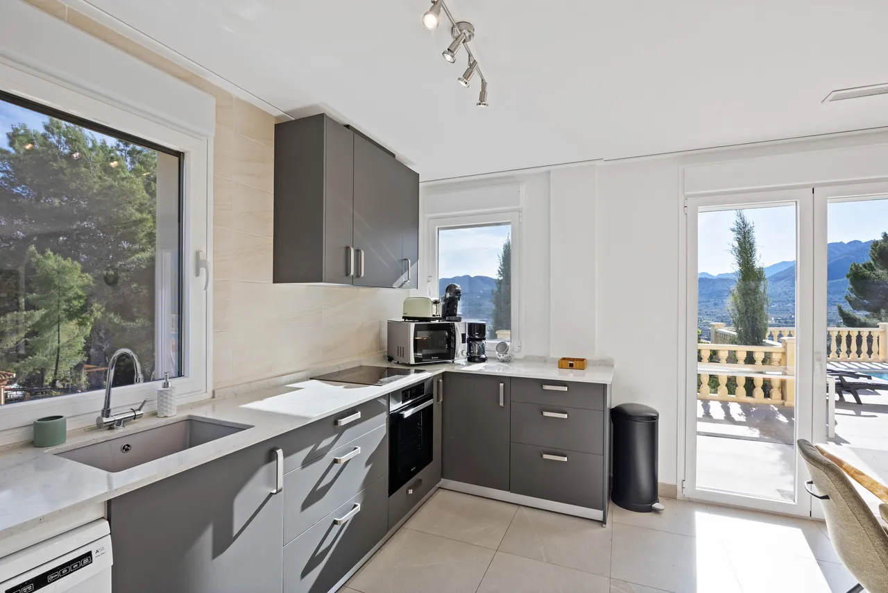 Chalet/Villa en venta en Alcalali