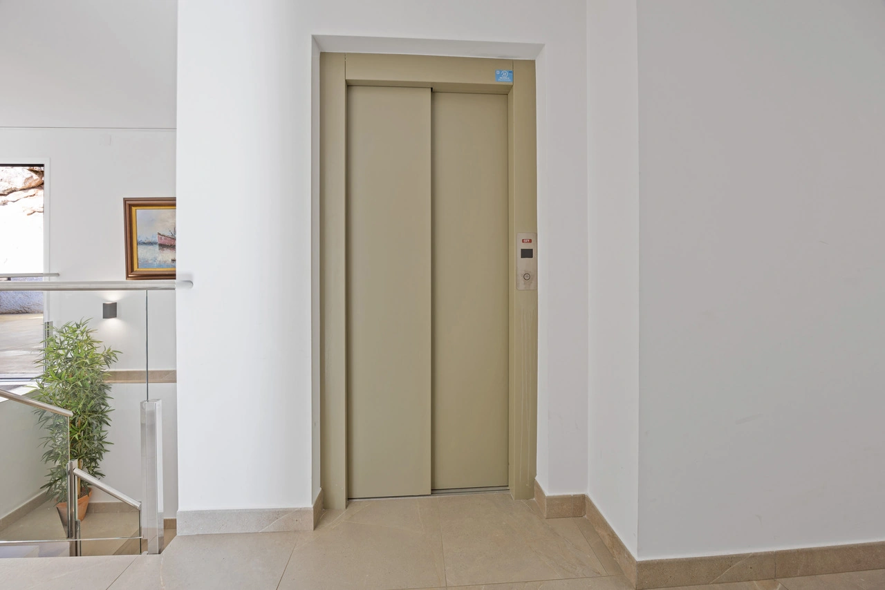 Chalet/Villa en venta en Alcalali