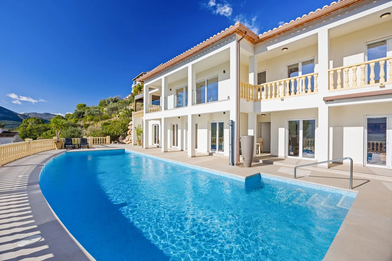 Chalet/Villa en venta en Alcalali