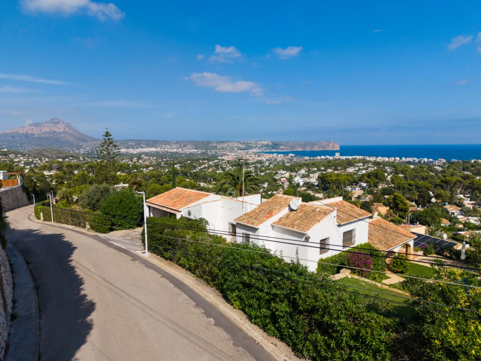 CR1047 - Villa con espectaculares vistas al mar en la urbanizacion ´´El Tosalet´´ en  Jávea