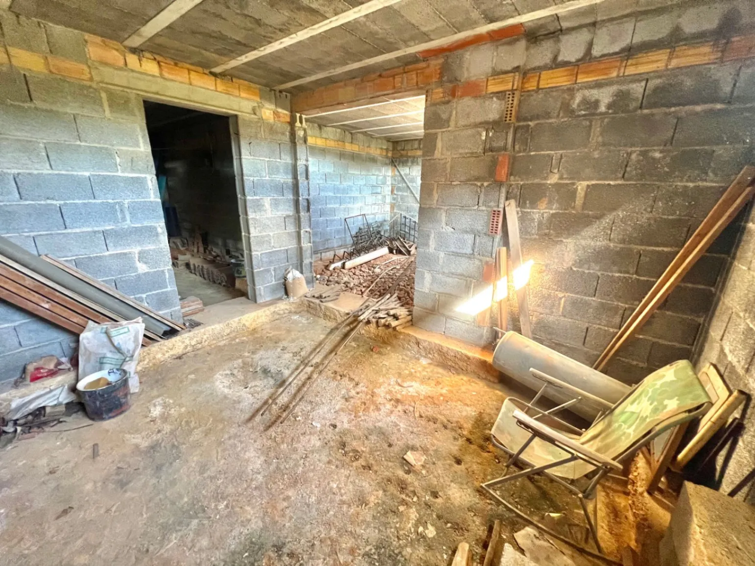 4782 - Propiedad con gran parcela, con una construcción para finalizar, en una demandada zona de Jávea