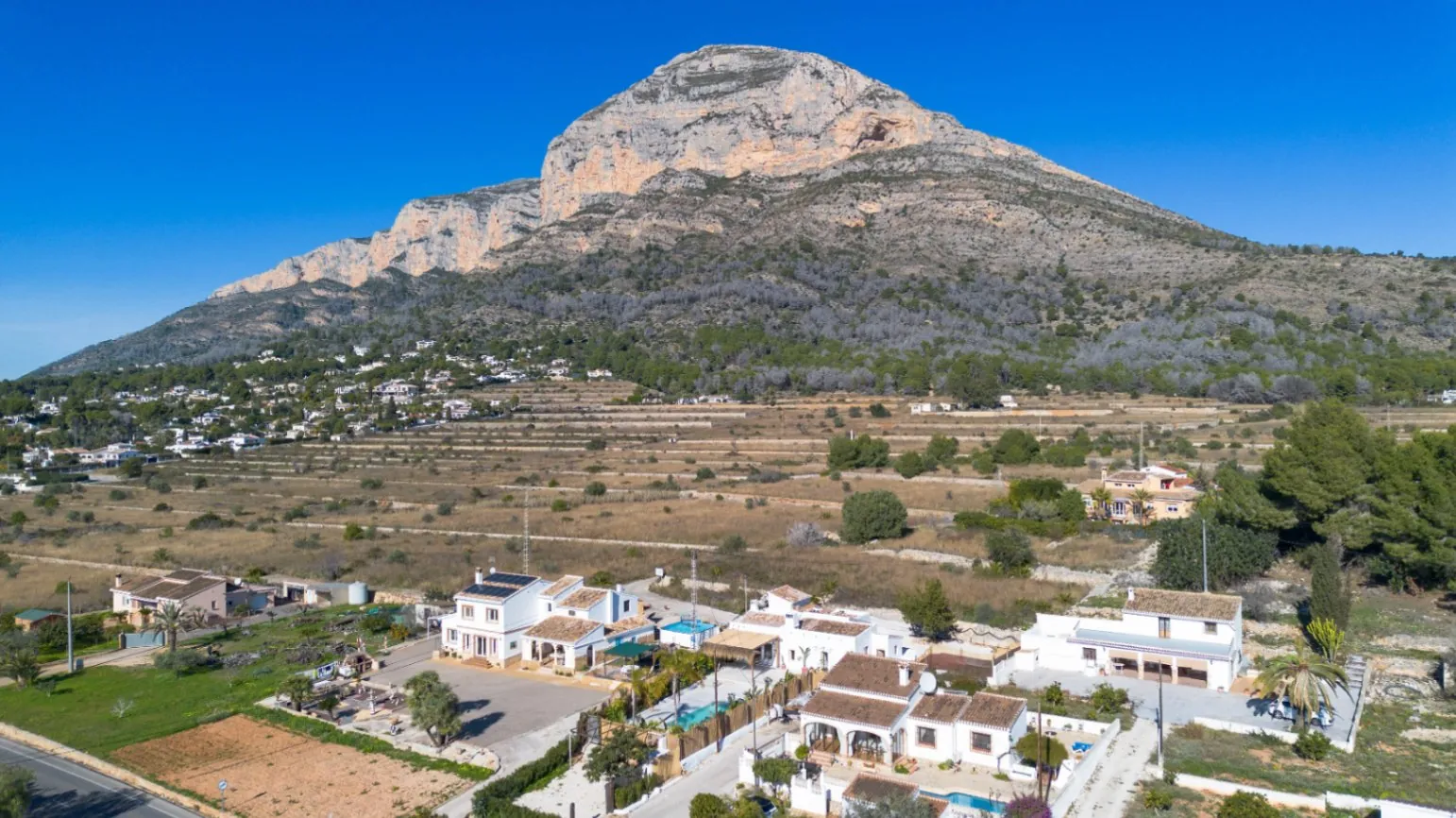 CR1040 - Ibizan-style villa in the Montgó area, Jávea