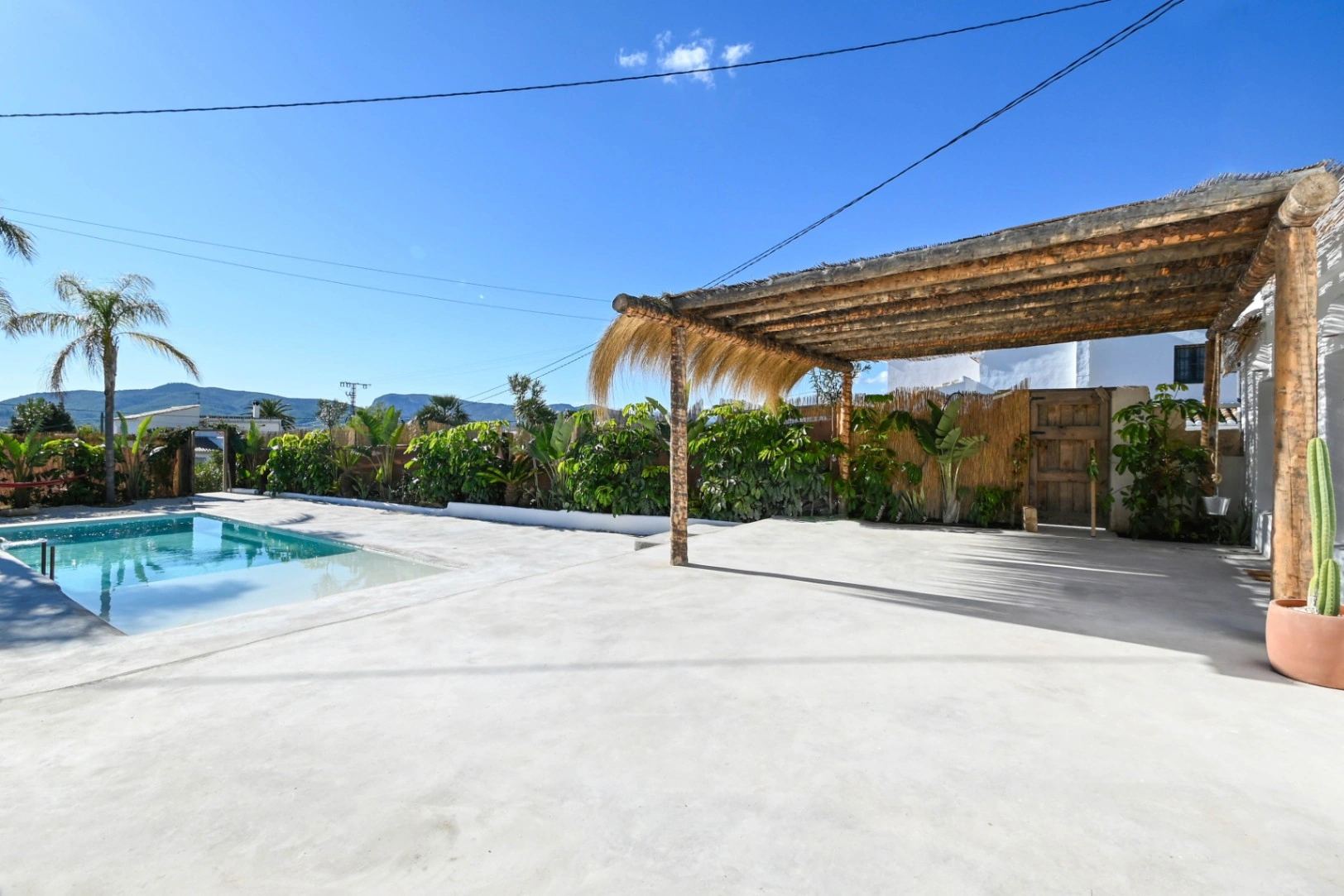 CR1040 - Ibizan-style villa in the Montgó area, Jávea