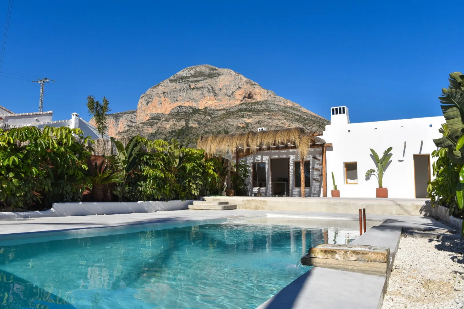 Villa de estilo Ibicenco en la zona del Montgó, Jávea...
