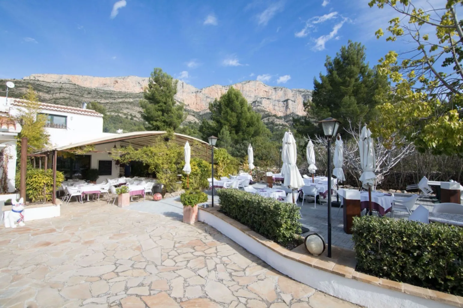 4853 - Restaurante consolidado + vivienda arriba – Jávea (Costa Blanca Norte)