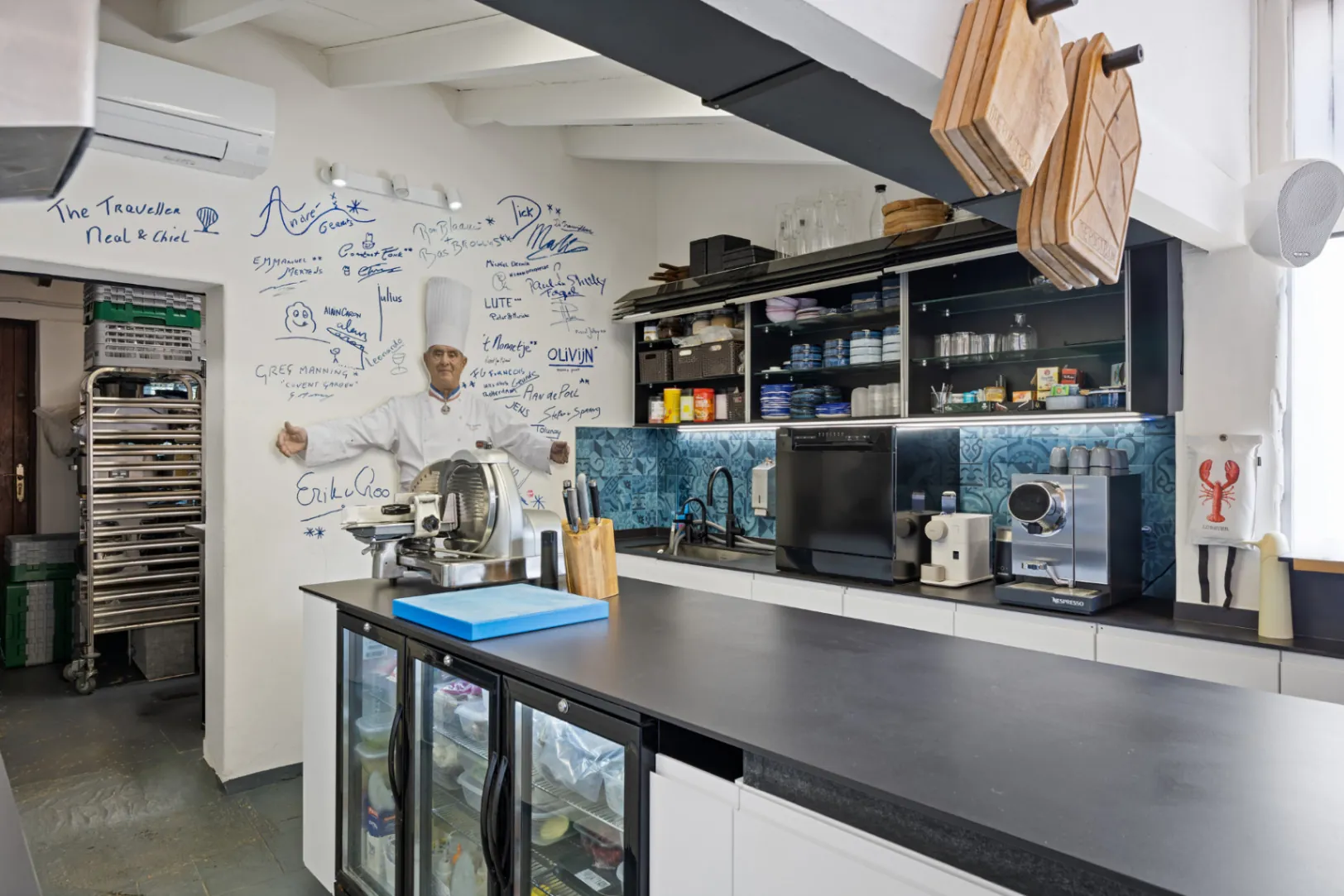 4812 - Villa rénovée dans la zone du Montgo avec maison indépendante pour invités.