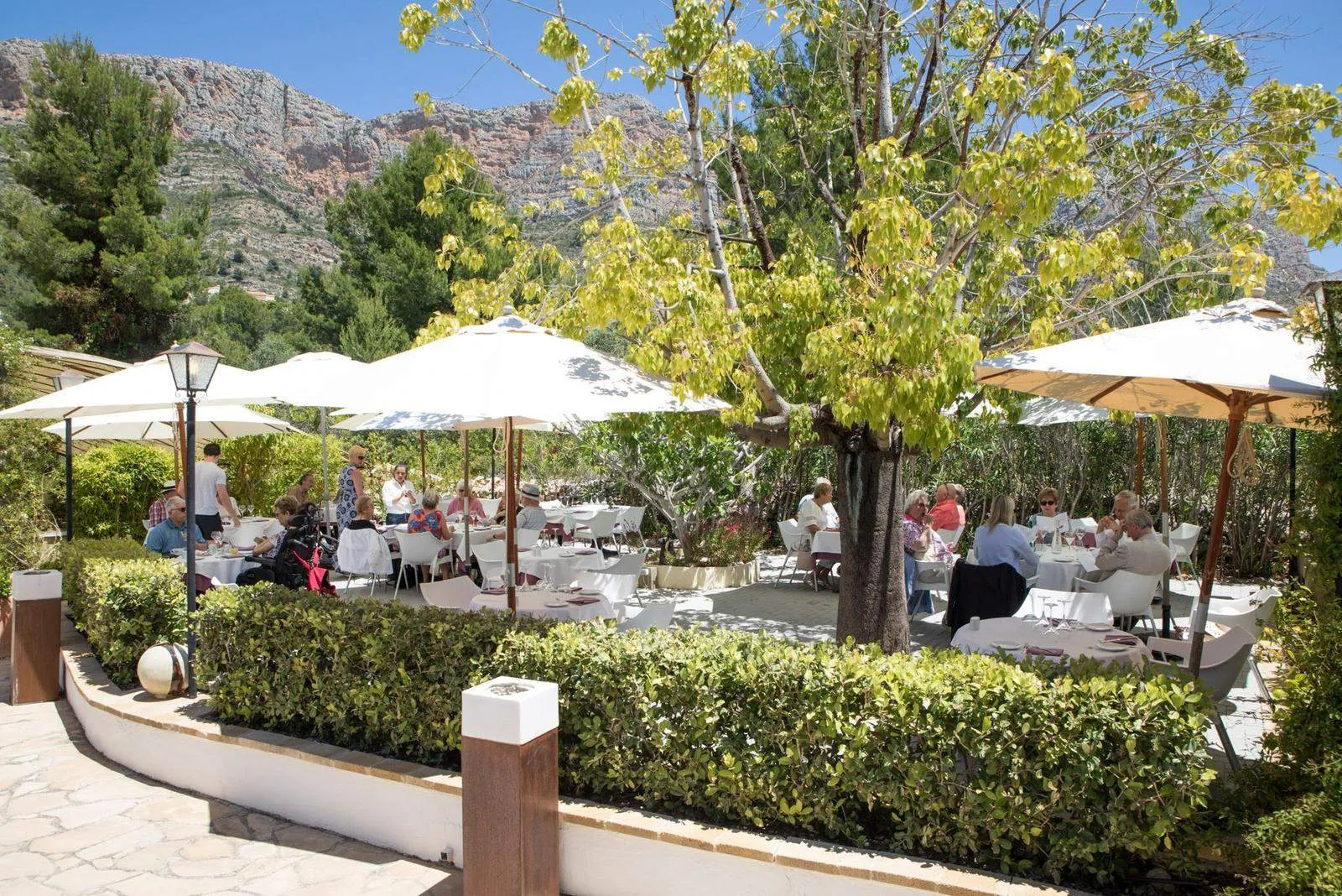 4853 - Restaurante consolidado + vivienda arriba – Jávea (Costa Blanca Norte)