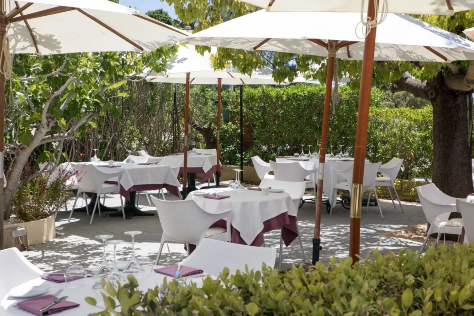 4853 - Restaurante consolidado + vivienda arriba – Jávea (Costa Blanca Norte)
