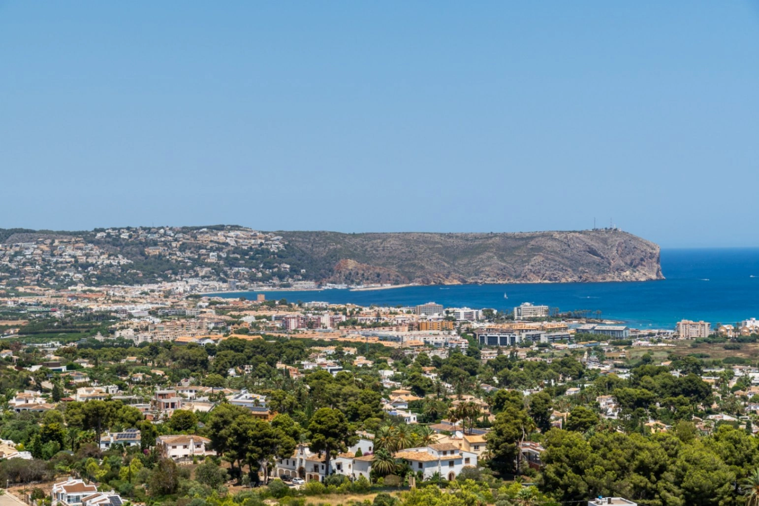 4739 - VILLA MÉDITERRANÉENNE AVEC VUES IMPRENABLES SUR JÁVEA