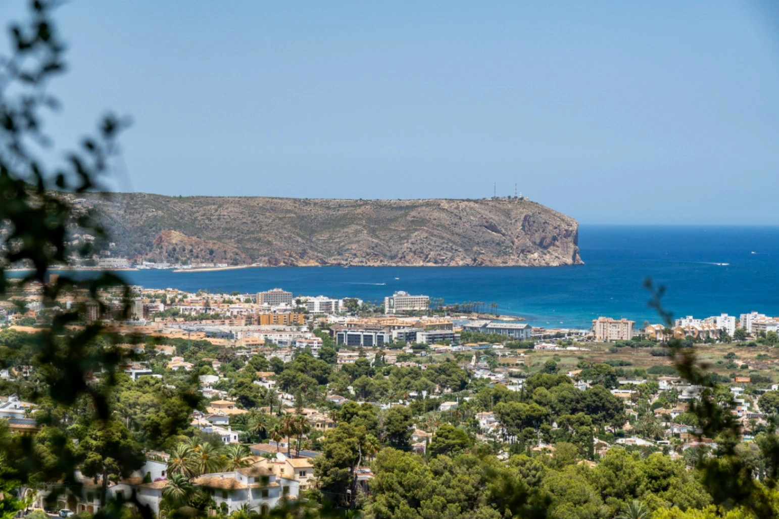 4739 - VILLA MÉDITERRANÉENNE AVEC VUES IMPRENABLES SUR JÁVEA