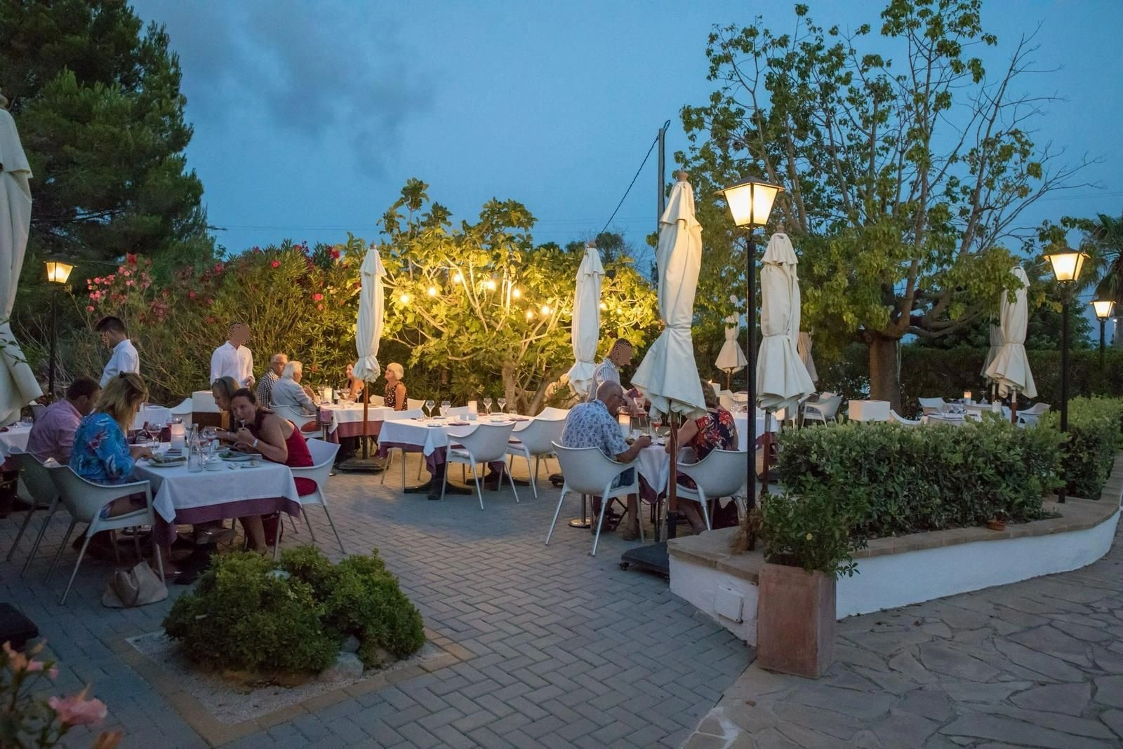 4853 - Restaurante consolidado + vivienda arriba – Jávea (Costa Blanca Norte)