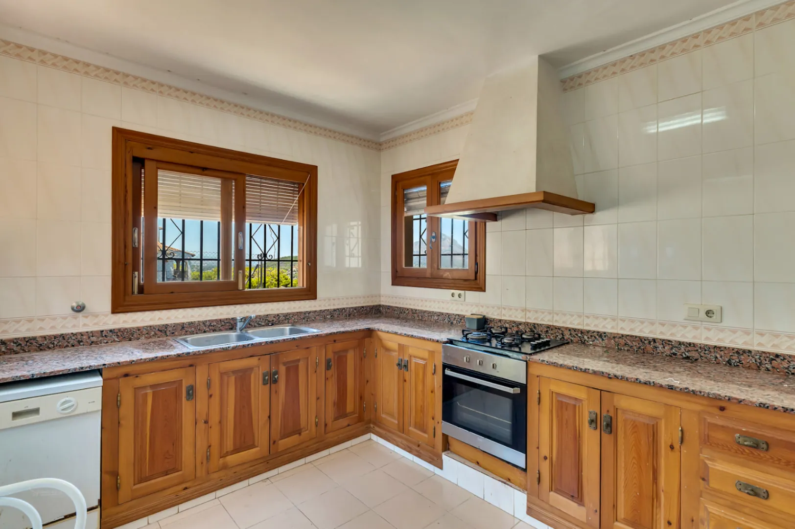 4739 - VILLA MÉDITERRANÉENNE AVEC VUES IMPRENABLES SUR JÁVEA