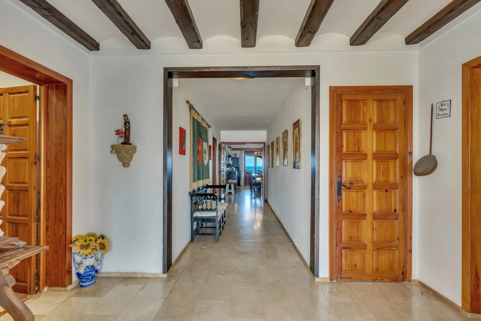 4731 - Villa en primera línea del mar con pista de tenis y piscina, Jávea