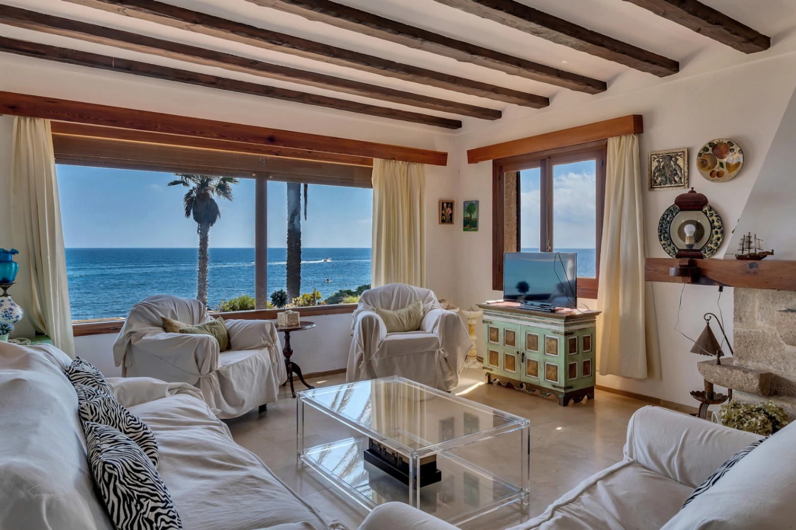 4731 - Villa en primera línea del mar con pista de tenis y piscina, Jávea