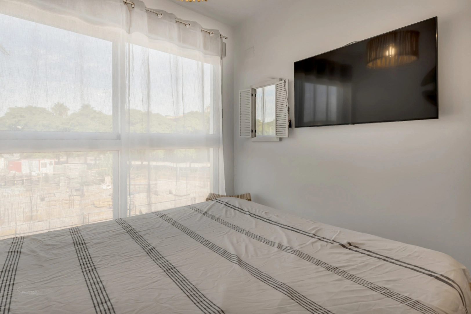 4775 - Moderno apartamento de 3 habitaciones con gran terraza