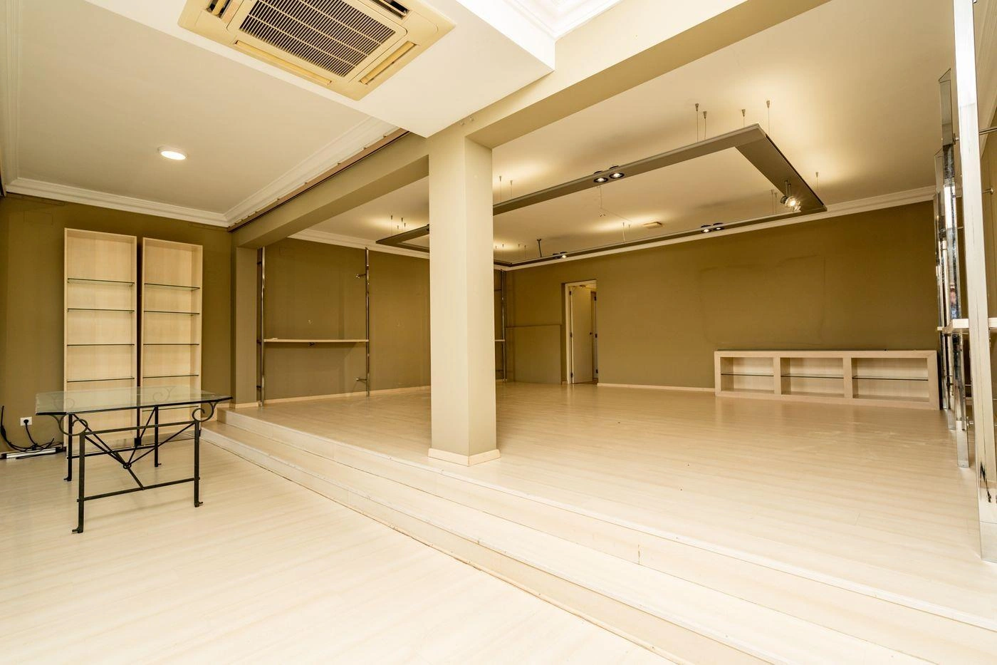 CR607087 - Local comercial con vivienda a la venta en Moraira