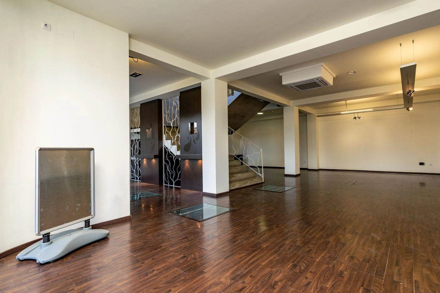 CR607087 - Local comercial con vivienda a la venta en Moraira