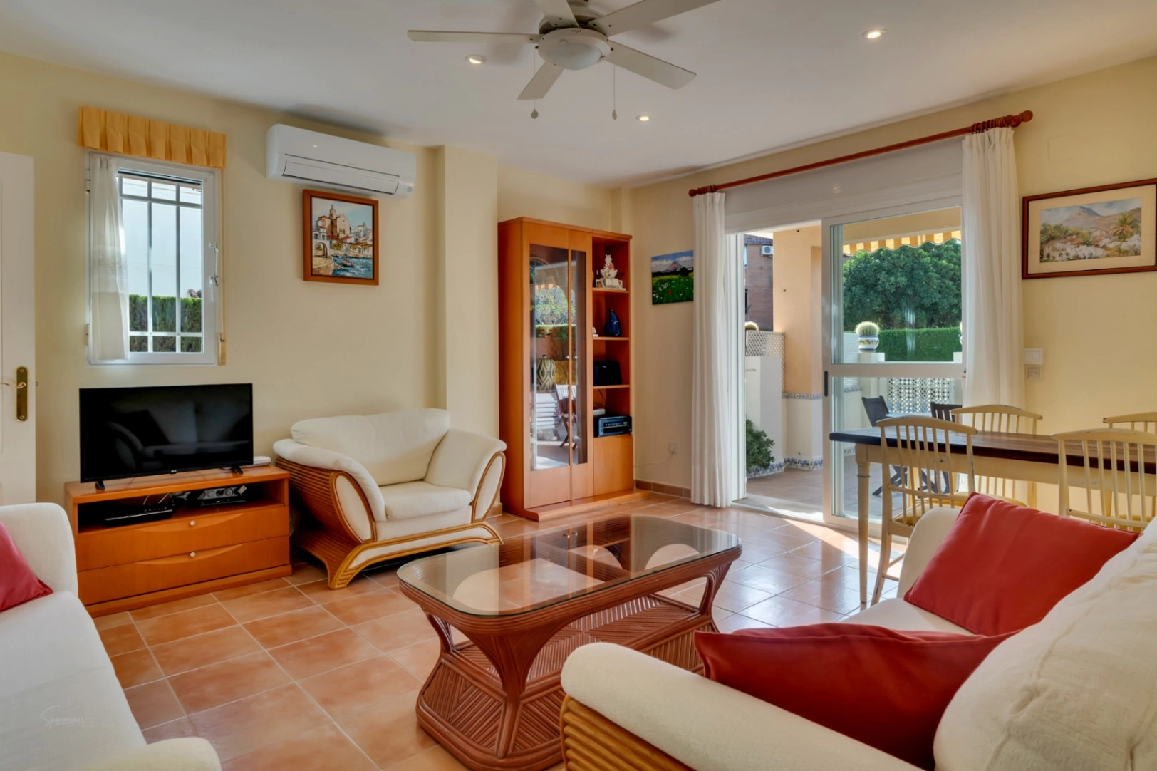 4791 - Apartamento con gran terraza a tan solo 50 Metros de la playa