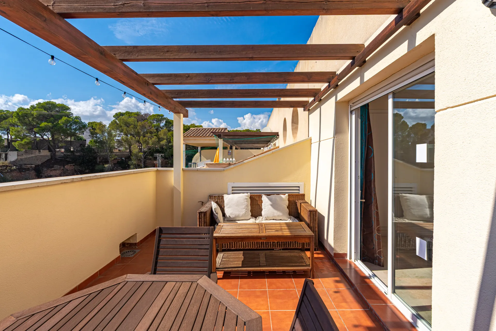 CRCB96493 - Dúplex ático con vistas panorámicas al mar y a la montaña en venta en Altea