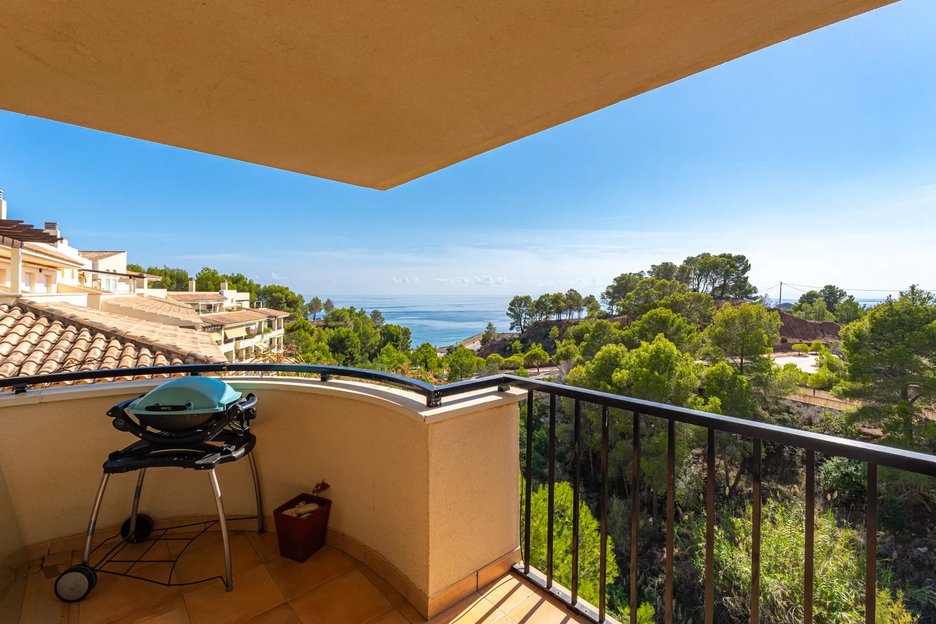 CRCB96493 - Dúplex ático con vistas panorámicas al mar y a la montaña en venta en Altea