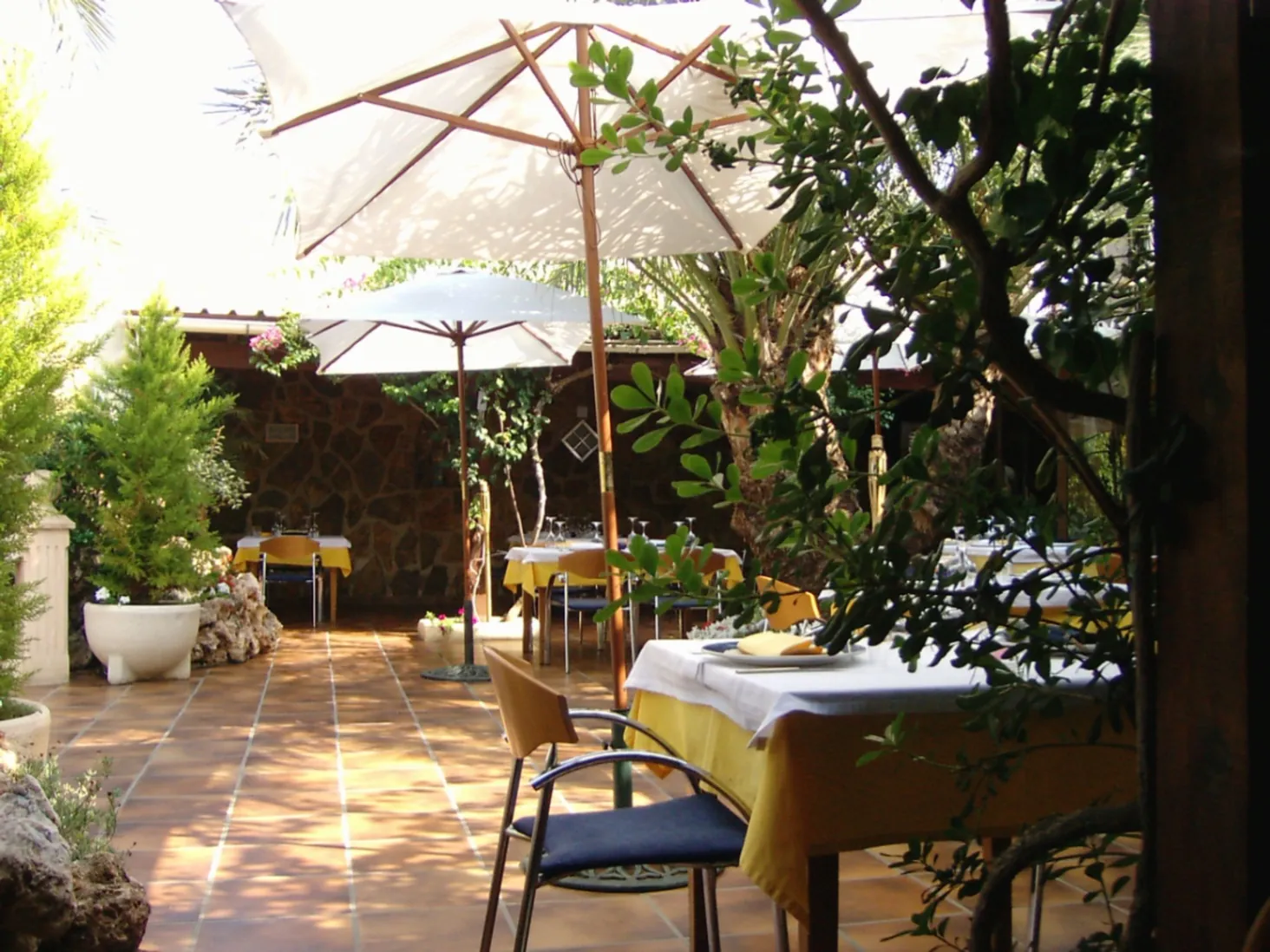 CR456327 - RESTAURANTE/ HOTEL Y VIVIENDA