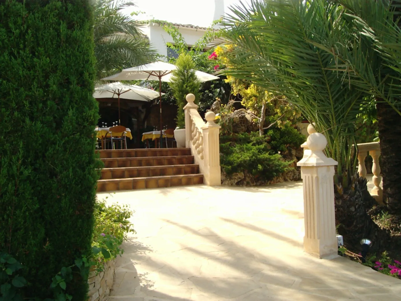 CR456327 - RESTAURANTE/ HOTEL Y VIVIENDA