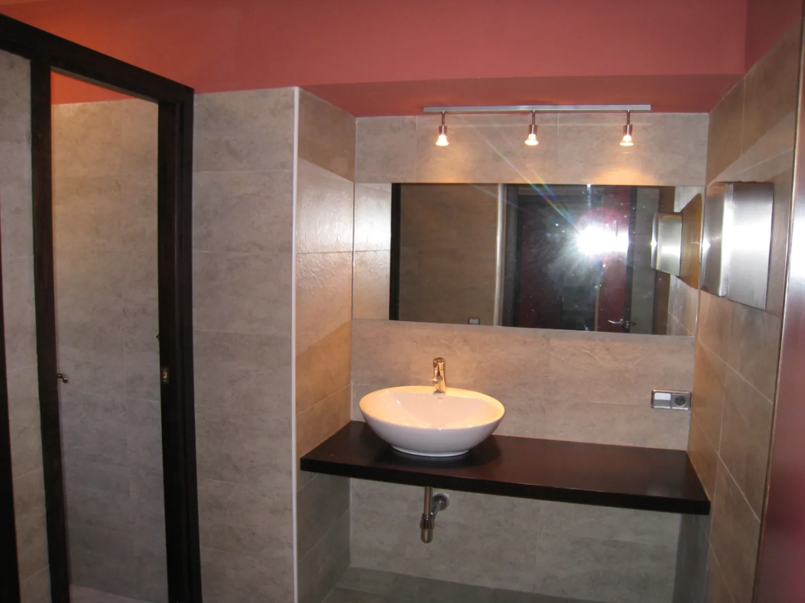 CR456327 - RESTAURANTE/ HOTEL Y VIVIENDA